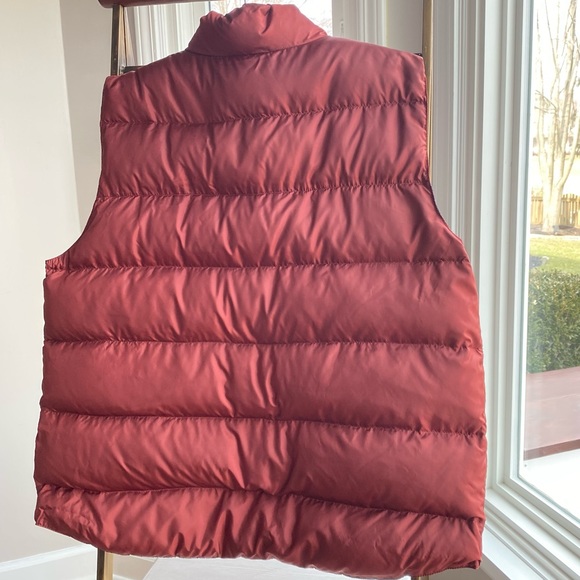 CH Carolina Herrera Reversible Quilted Nylon Down Vest Sz Medium - Picture 5 of 11